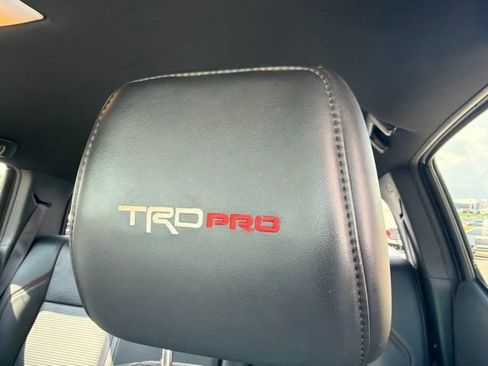 Used 2017 Toyota Tacoma TRD Pro AWD/4WD image 18