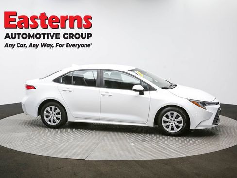 Used 2024 Toyota Corolla LE image 46