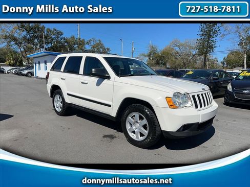 Used 2008 Jeep Grand Cherokee Laredo w/ Driver Convenience Group image 1