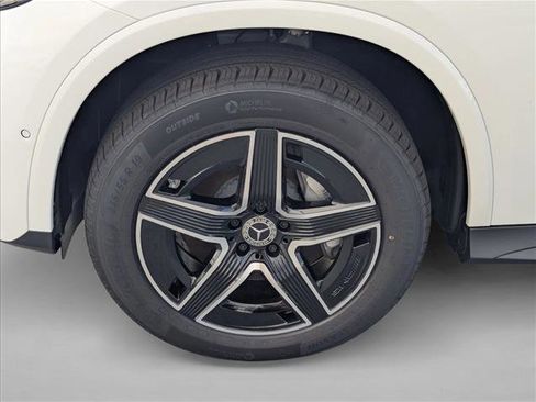 New 2026 Mercedes-Benz GLC 300 4MATIC image 9