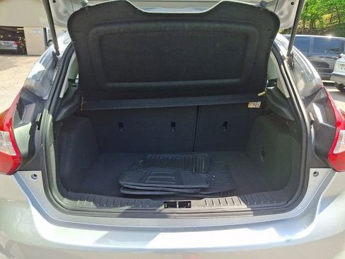 Used 2012 Ford Focus SE w/ SE Winter Pkg FWD image 29