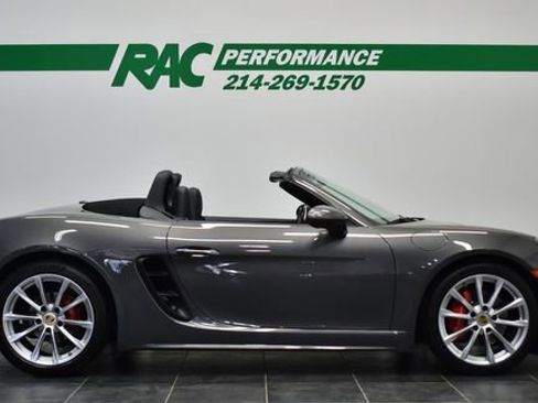 Used 2017 Porsche 718 Boxster S image 5