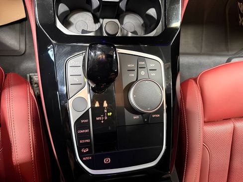 Used 2024 BMW X4 M40i AWD/4WD image 29