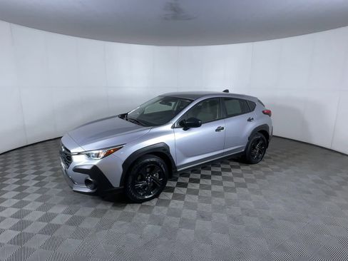 Used 2024 Subaru Crosstrek 2.0i AWD/4WD image 4