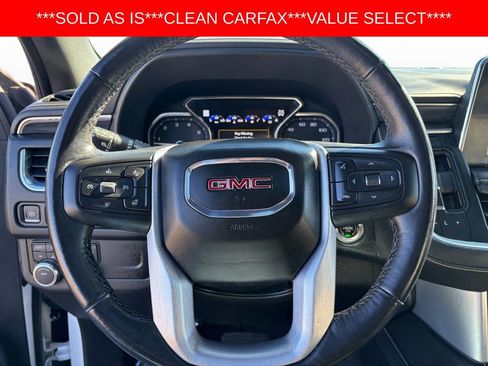 Used 2021 GMC Yukon XL SLT w/ SLT Premium Package image 16