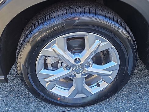 Certified 2023 Honda HR-V LX image 7