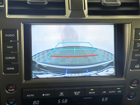 Used 2020 Lexus GX 460 Premium image 19