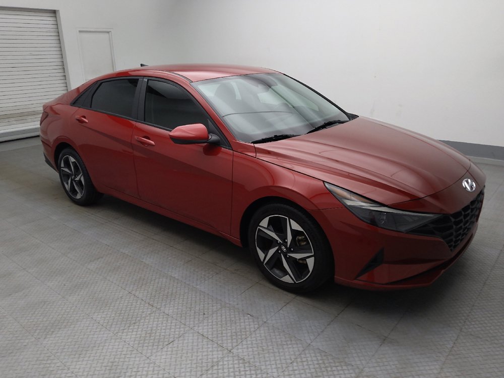 Used 2023 Hyundai Elantra SEL w/ Convenience Package FWD image 11