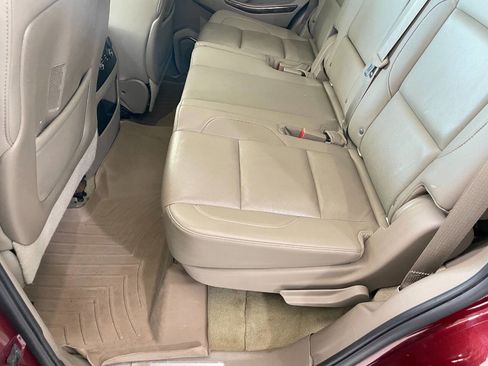 Used 2016 GMC Yukon SLT w/ HD Trailering Package image 21