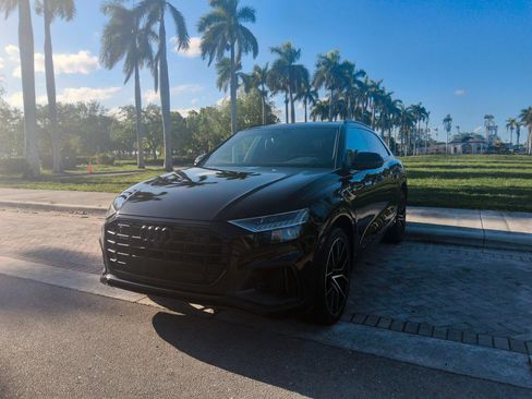 Used 2021 Audi Q8 Premium Plus w/ Premium Plus Package AWD/4WD image 3