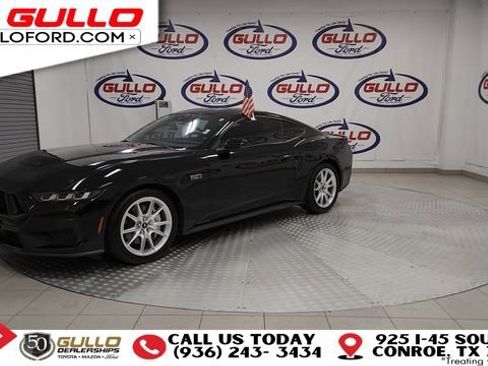 Used 2024 Ford Mustang GT Premium image 4