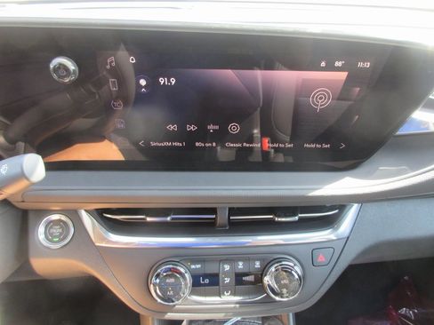 New 2026 Buick Envista Preferred image 17