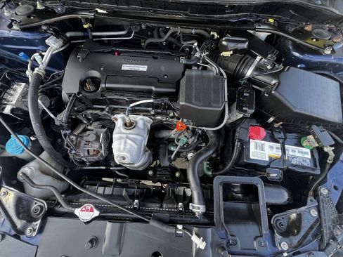 Used 2017 Honda Accord Sport Special Edition image 18
