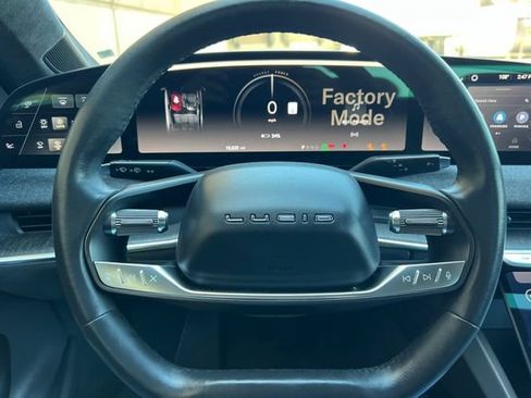 Used 2024 Lucid Air Touring AWD/4WD image 25