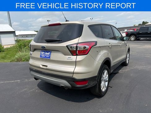 Certified 2017 Ford Escape SE FWD image 4
