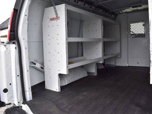 Used 2018 GMC Savana 2500 w/ Communications Package image 22