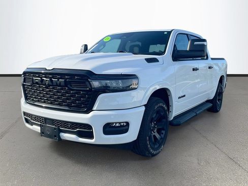 Used 2025 RAM 1500 Big Horn AWD/4WD image 3