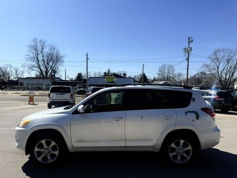 Used 2011 Toyota RAV4 Limited w/ Limited Extra Value Pkg FWD image 5