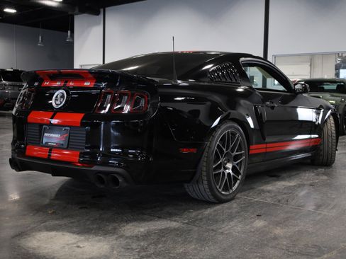 Used 2014 Ford Mustang Shelby GT500 w/ Equipment Group 821A image 6