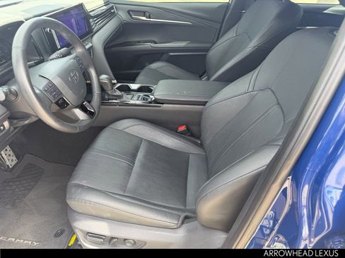 Used 2025 Toyota Camry XSE image 12