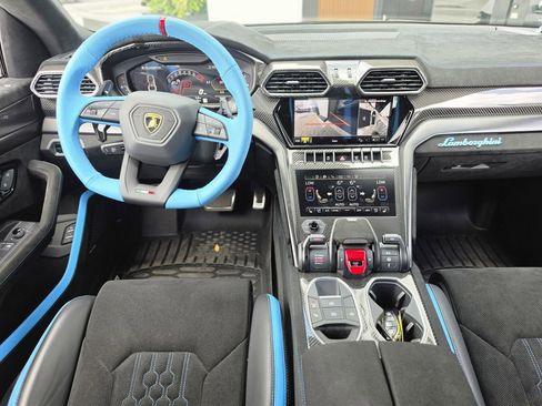 Used 2024 Lamborghini Urus Performante image 16