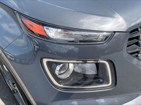 Used 2024 Hyundai Venue SEL FWD image 29