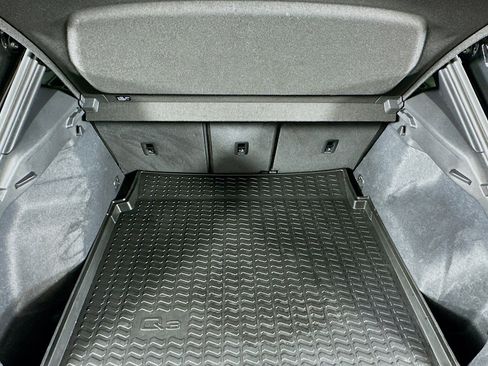 Used 2023 Audi Q3 2.0T Premium w/ Black Optic Sport Package AWD/4WD image 22