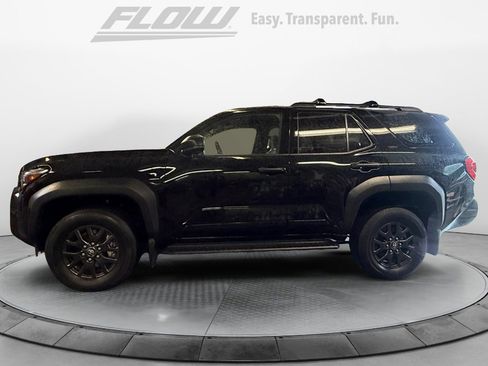 Used 2026 Toyota 4Runner SR5 AWD/4WD image 5