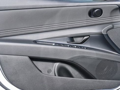 Certified 2026 Hyundai Elantra Sport FWD image 22