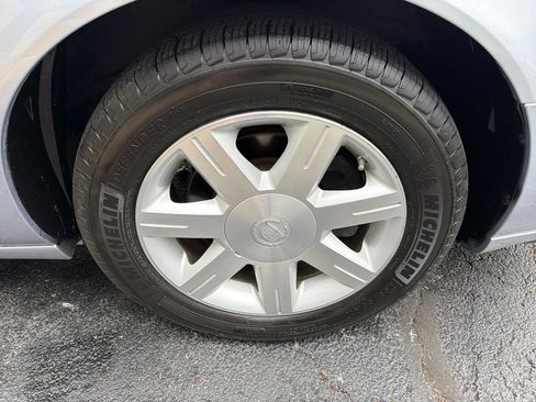 Used 2006 Cadillac DTS image 62