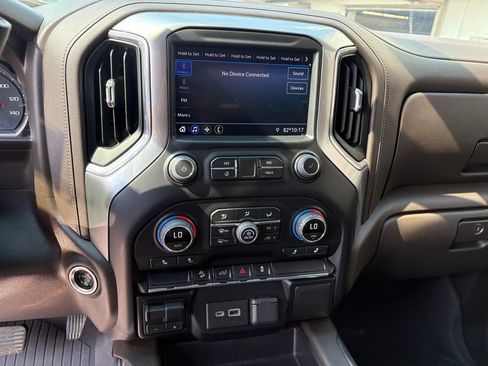 Used 2021 Chevrolet Silverado 1500 LT Trail Boss AWD/4WD image 22