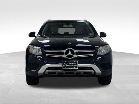 Used 2018 Mercedes-Benz GLC 300 4MATIC image 2