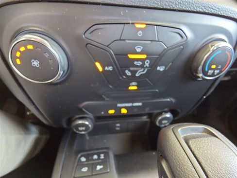 Used 2019 Ford Ranger XL w/ FX4 Off-Road Package AWD/4WD image 16