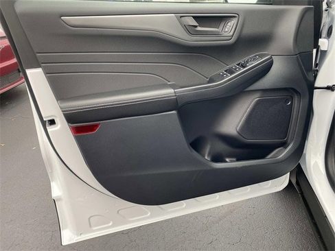 New 2026 Ford Escape Active image 32