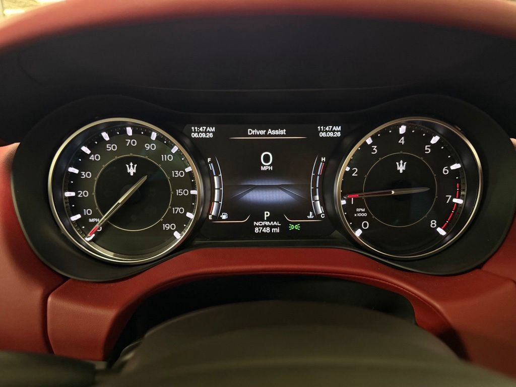 Used 2023 Maserati Ghibli Modena Q4 AWD/4WD image 9