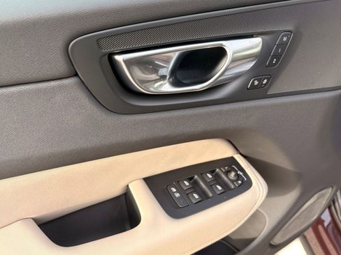 New 2026 Volvo XC60 B5 Plus w/ Climate Package image 12
