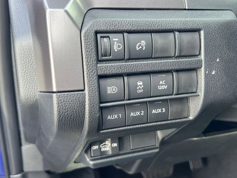 New 2025 Toyota Tacoma TRD Off-Road image 22