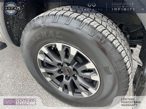 Used 2021 Nissan Titan PRO-4X w/ Pro-4x Convenience Package image 11