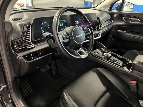 Used 2023 Kia Sportage EX AWD/4WD image 19