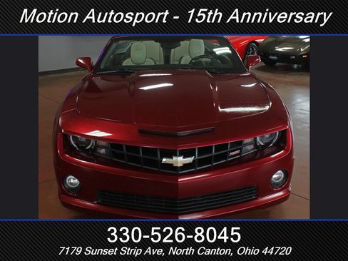 Used 2011 Chevrolet Camaro SS w/ RS Package RWD image 4