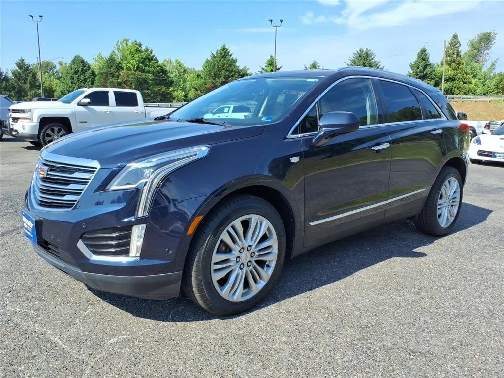 Used 2017 Cadillac XT5 Premium Luxury w/ Driver Assist Package AWD/4WD image 8