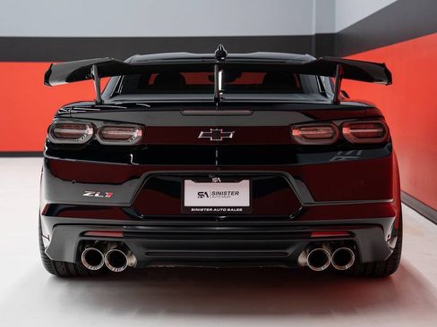 Used 2021 Chevrolet Camaro ZL1 RWD image 24