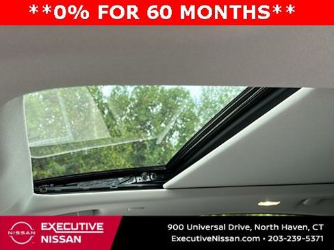 New 2025 Nissan Murano SL image 12