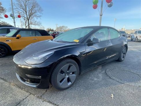 Used 2022 Tesla Model 3 Long Range image 3