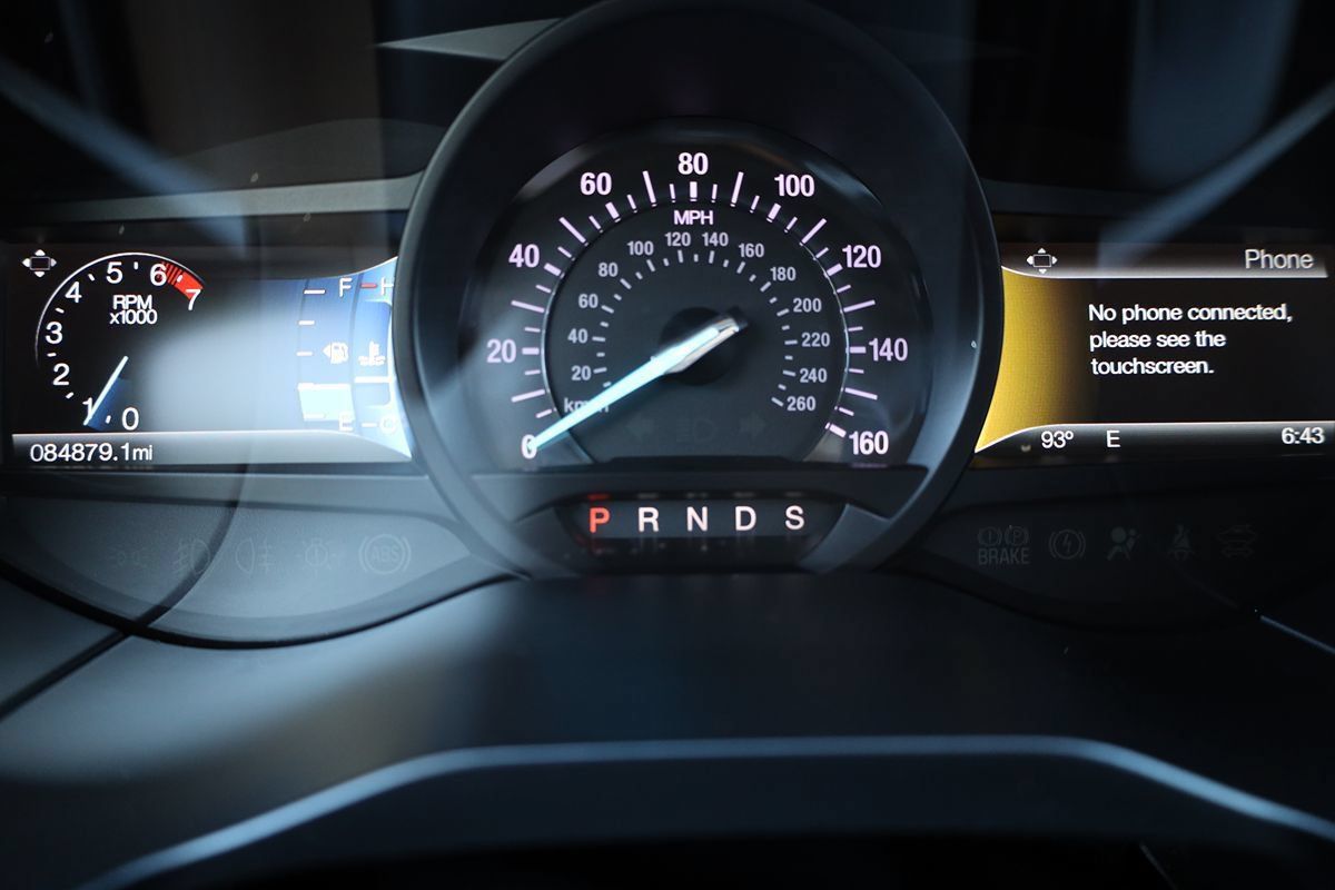 Used 2018 Ford Edge SEL FWD image 26