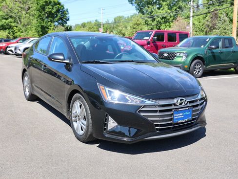 Used 2020 Hyundai Elantra Value Edition w/ Cargo Package (C1) FWD image 1