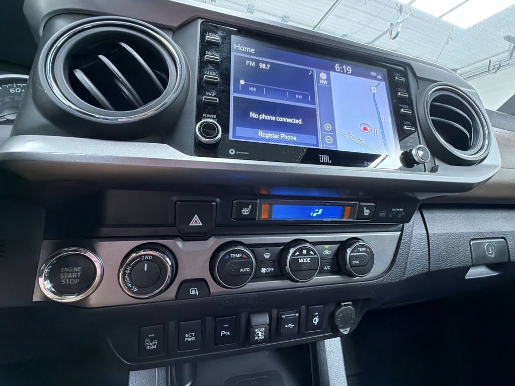 Certified 2021 Toyota Tacoma Limited AWD/4WD image 13