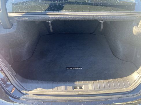 Used 2017 Nissan Maxima SR w/ Midnight Edition image 25