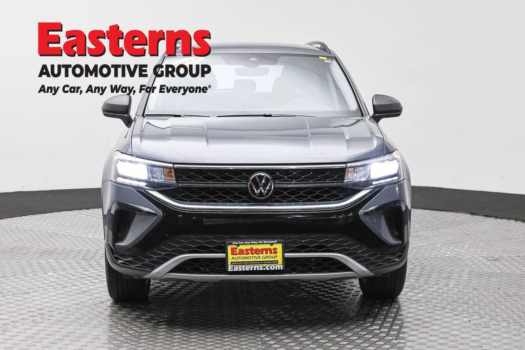 Used 2024 Volkswagen Taos S AWD/4WD image 4