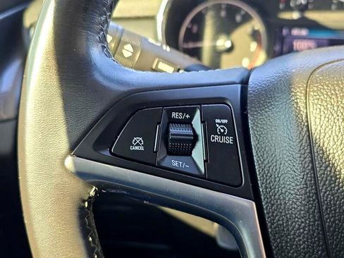 Used 2020 Buick Encore Preferred image 22